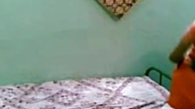 فحش آن لائن کوئی رجسٹریشن سمارٹ ہندی فلم شو بھارتی لڑکی ، اتارنا کے ساتھ اس